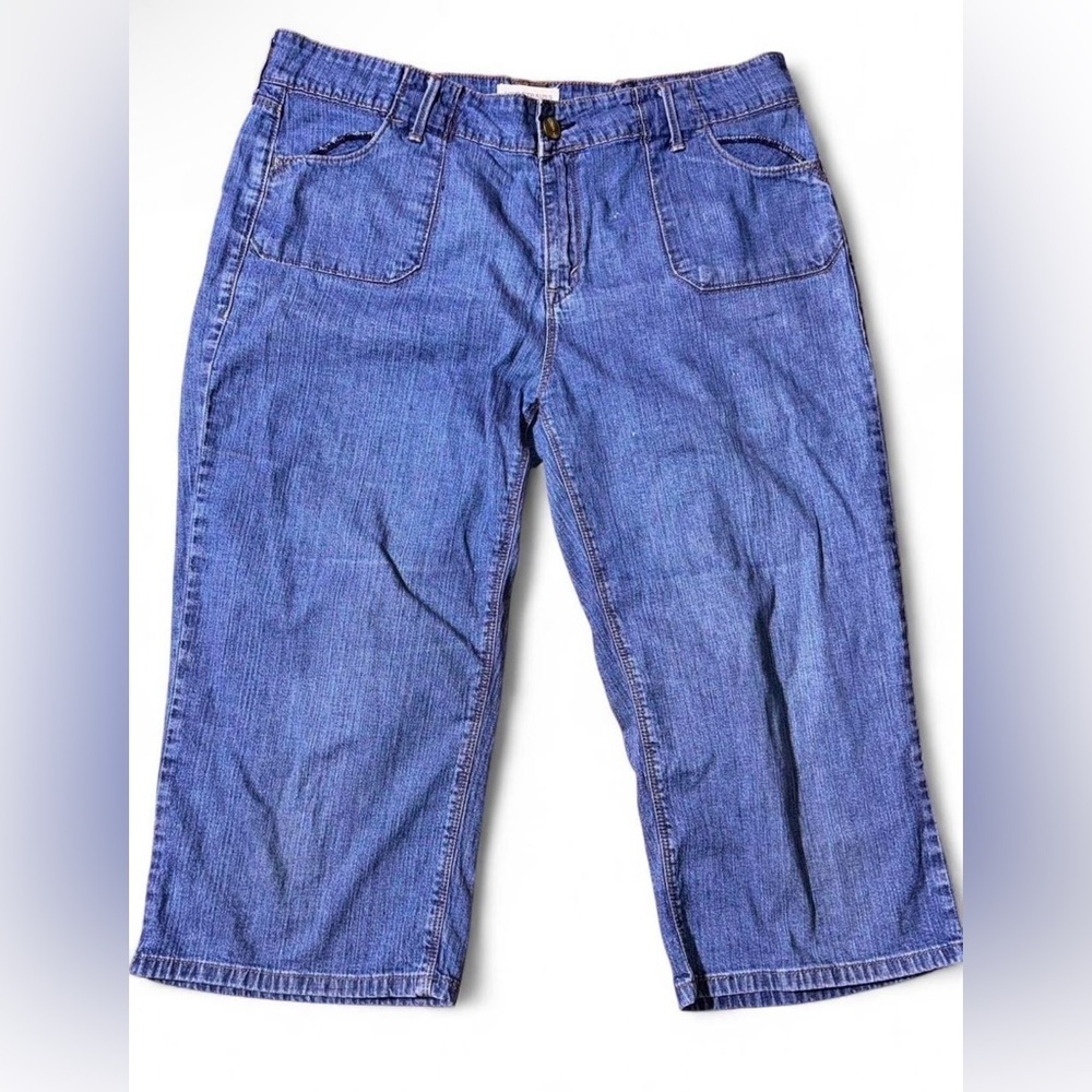 Levi's Blue capris Women's Jeans waist 40 length 21.5